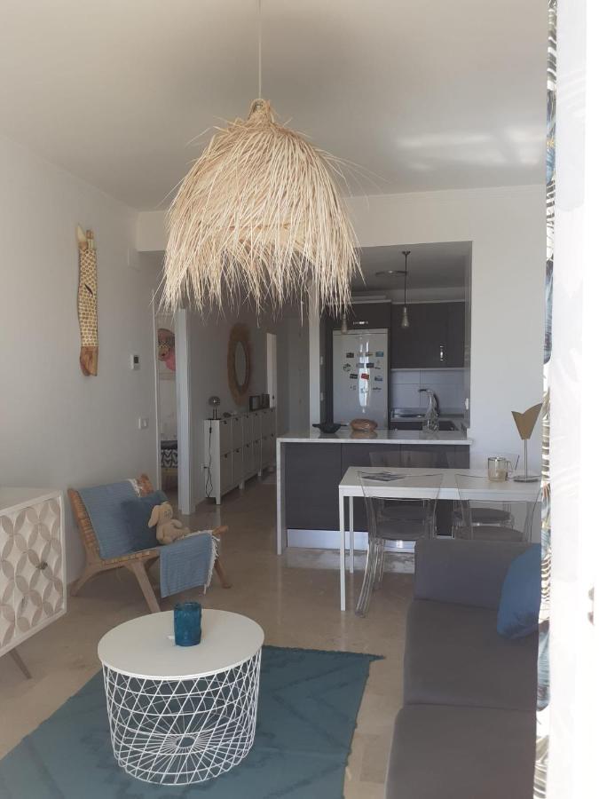 Small Oasis - Appartement 6 Personnes 마닐바 외부 사진