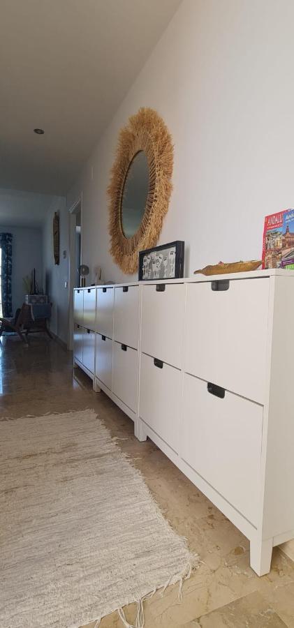 Small Oasis - Appartement 6 Personnes 마닐바 외부 사진