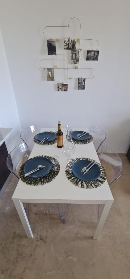 Small Oasis - Appartement 6 Personnes 마닐바 외부 사진